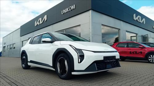 Kia EV4 SZ1 4x2 EARTH 150 KW + 81,4 KWH